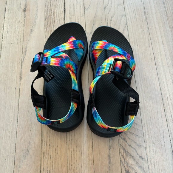 Chaco Sandals Rainbow TieDye Size 6 - Picture 2 of 4